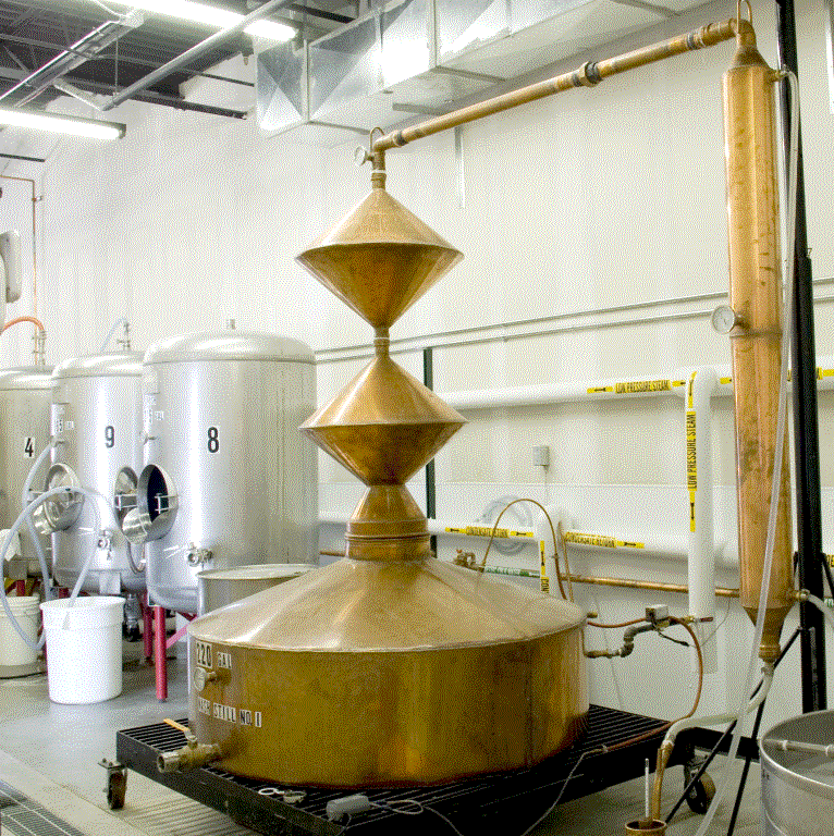 Distiller Stack Distillery Classes – Downslope Distilling
